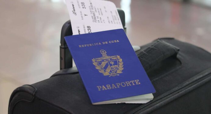Mantienen PRÓRROGA de ESTANCIA en el Exterior para los Cubanos