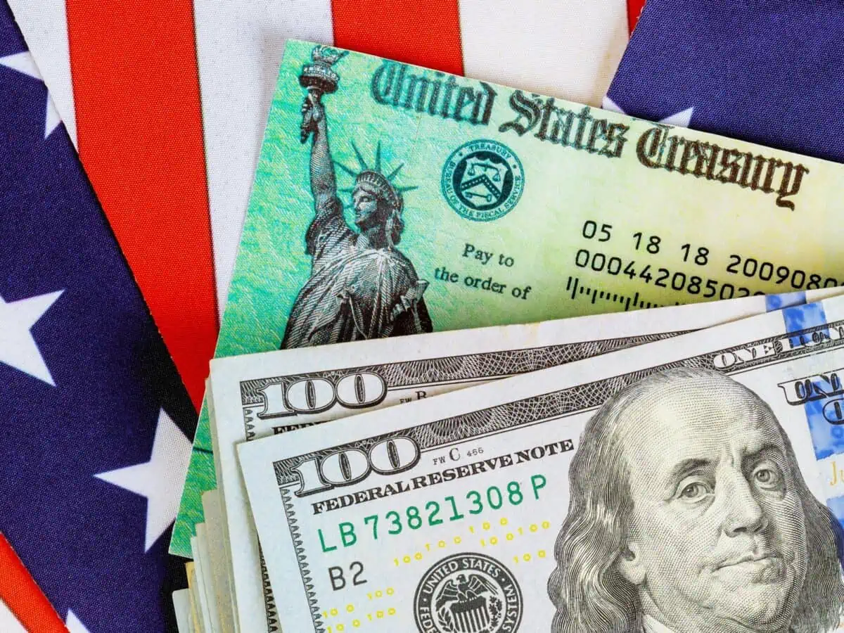 nuevos cheques 1300 dolares estados unidos