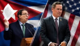 Composición editorial que muestra a representantes de Cuba y Estados Unidos en una imagen dividida diagonalmente durante un contexto de tensión diplomática relacionado con un debate en la ONU.