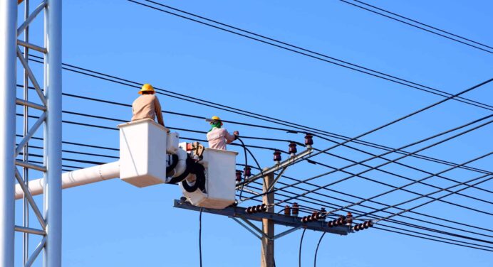 Cuba Recibe Apoyo para Recuperar el Sistema Electroenergético 