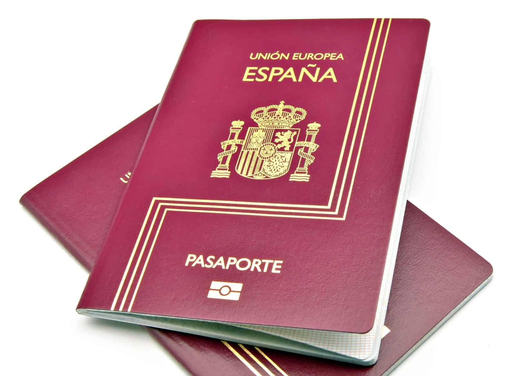 renovar pasaporte español en Cuba