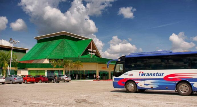 Restablecimiento del Transporte en Cuba