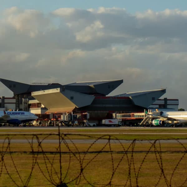 vuelos y aerolineas que operan en cuba